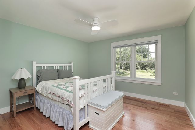 1768 White Fence Lane, Libertyville, IL 60048