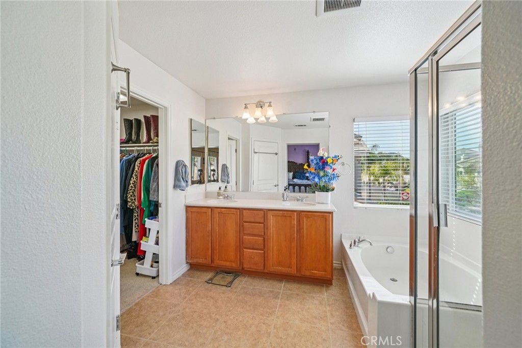 Image 16 of property listing at 34268 Deergrass Way, Lake Elsinore, CA 92532