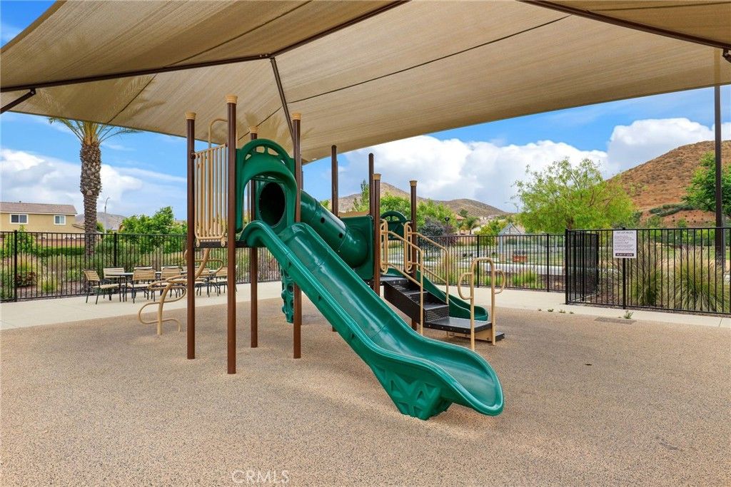 Image 40 of property listing at 34268 Deergrass Way, Lake Elsinore, CA 92532