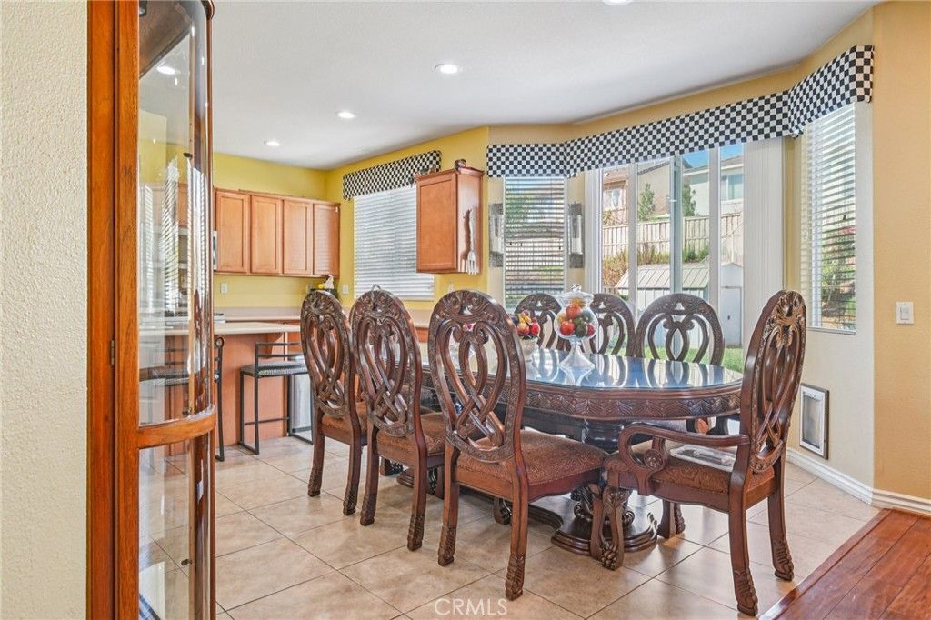 Image 6 of property listing at 34268 Deergrass Way, Lake Elsinore, CA 92532