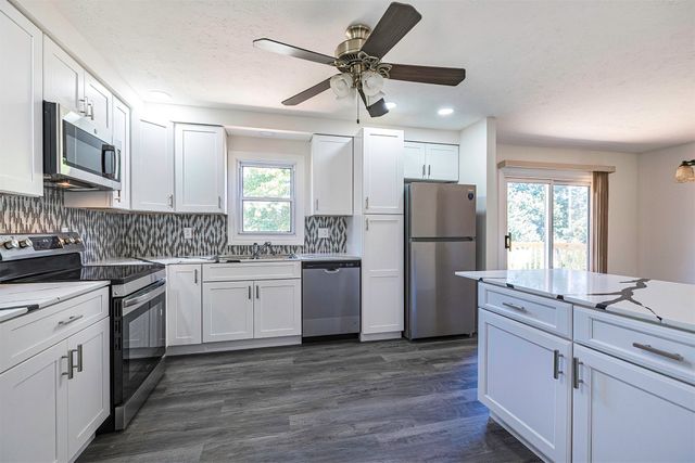 1132 S. HILL Road, Erie, PA 16509