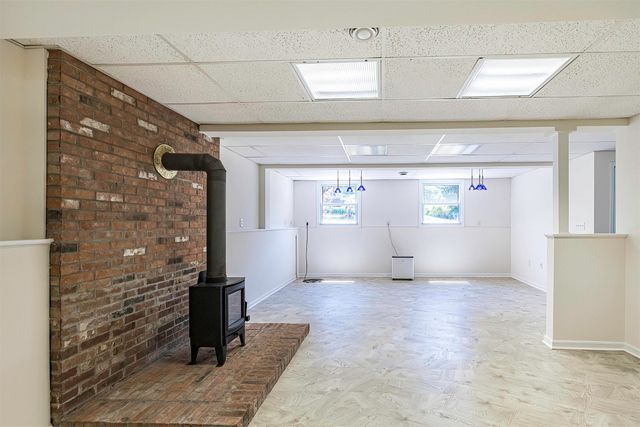 1132 S. HILL Road, Erie, PA 16509
