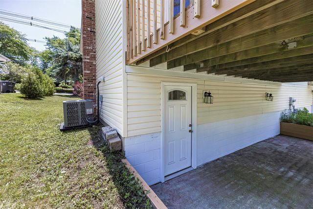 1132 S. HILL Road, Erie, PA 16509