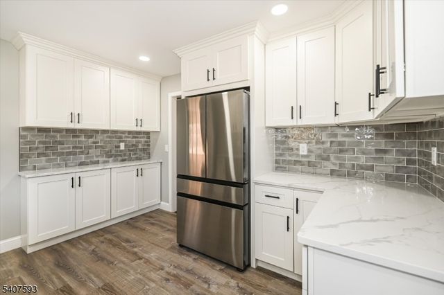 26 Claire Drive, Bridgewater Twp., NJ 08807