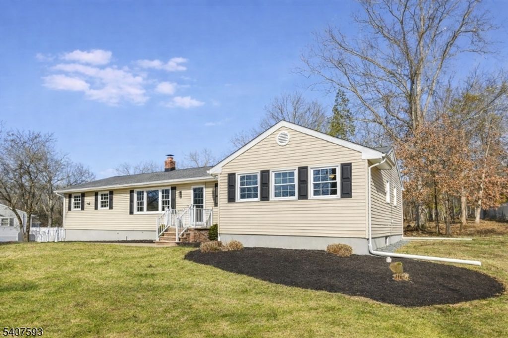 26 Claire Drive, Bridgewater Twp., NJ 08807