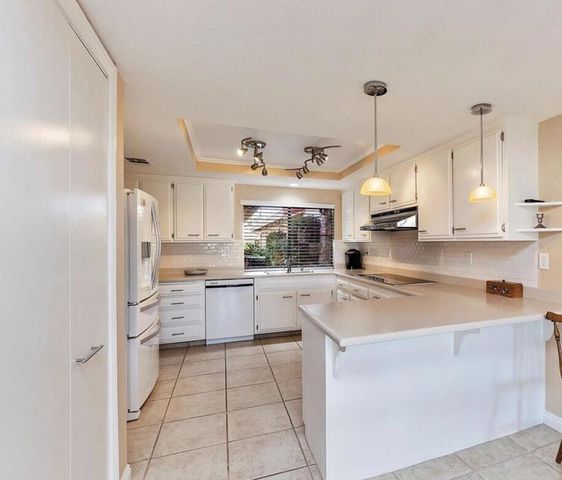 159 Camino Arroyo S, Palm Desert, CA 92260