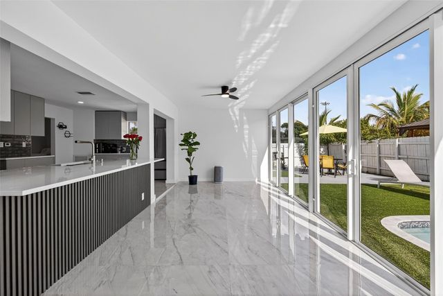 4390 NW 38th Avenue, Fort Lauderdale, FL 33309