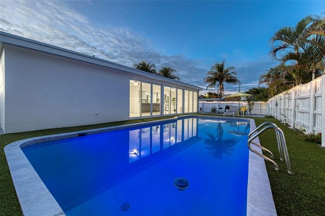 4390 NW 38th Avenue, Fort Lauderdale, FL 33309