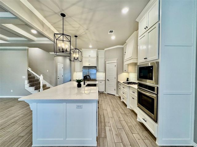 9229 NW 89th Street, Yukon, OK 73099