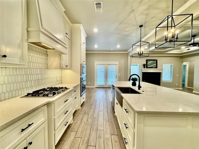 9229 NW 89th Street, Yukon, OK 73099