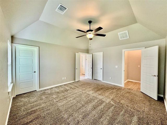 9229 NW 89th Street, Yukon, OK 73099
