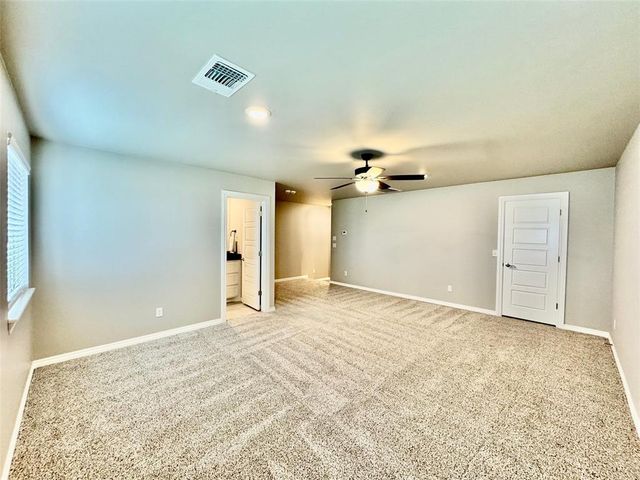 9229 NW 89th Street, Yukon, OK 73099
