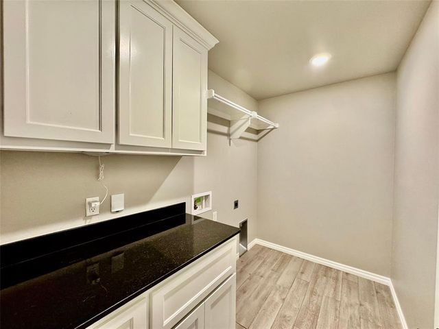 9229 NW 89th Street, Yukon, OK 73099