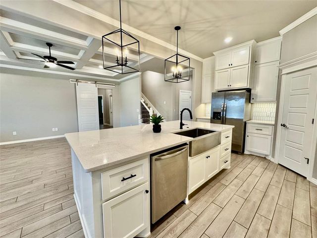 9229 NW 89th Street, Yukon, OK 73099