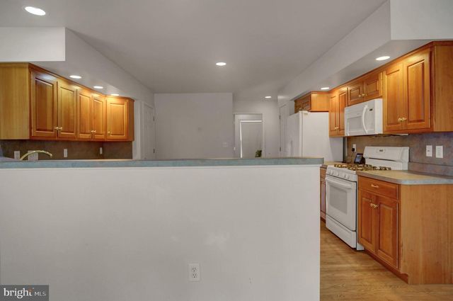 10305 CANDURA DR, Waynesboro, PA 17268