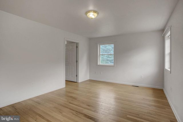 10305 CANDURA DR, Waynesboro, PA 17268