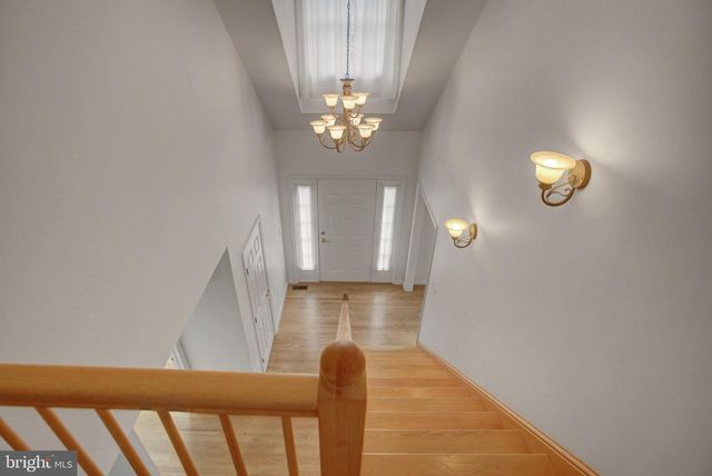10305 CANDURA DR, Waynesboro, PA 17268