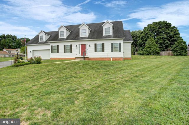 10305 CANDURA DR, Waynesboro, PA 17268