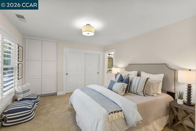 10 Crownridge Dr, Danville, CA 94506