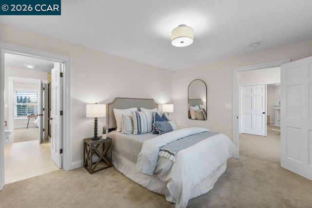 10 Crownridge Dr, Danville, CA 94506