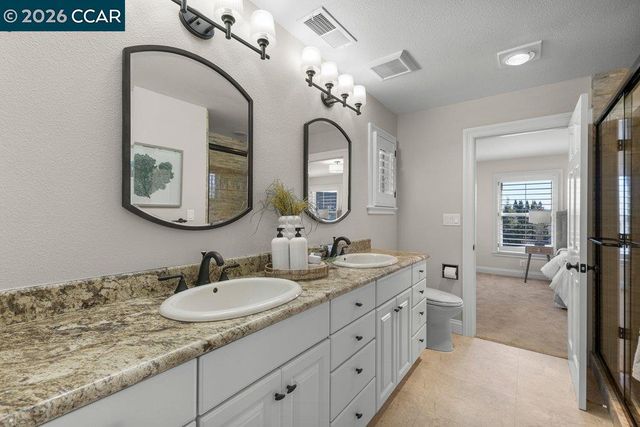 10 Crownridge Dr, Danville, CA 94506