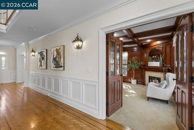 10 Crownridge Dr, Danville, CA 94506