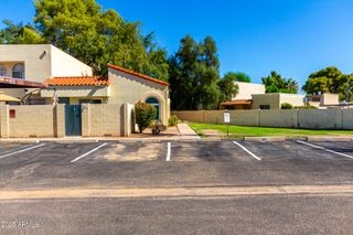 3203 W LOMA Lane 3, Phoenix, AZ 85051