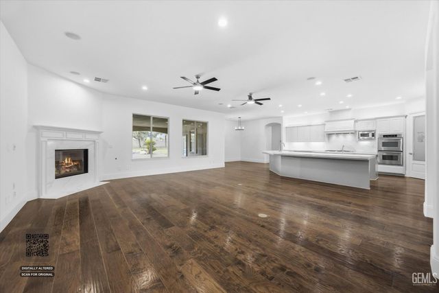 14925 Mooresville Place, Bakersfield, CA 93314