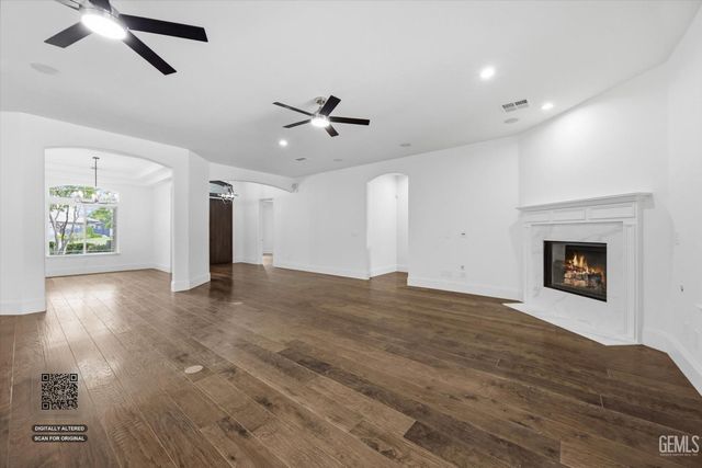 14925 Mooresville Place, Bakersfield, CA 93314