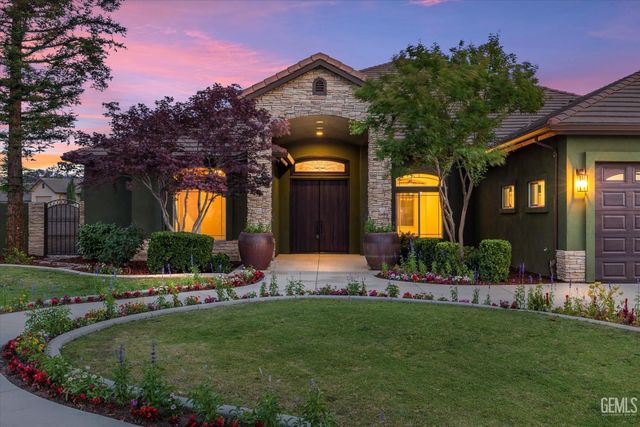 14925 Mooresville Place, Bakersfield, CA 93314