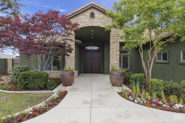14925 Mooresville Place, Bakersfield, CA 93314