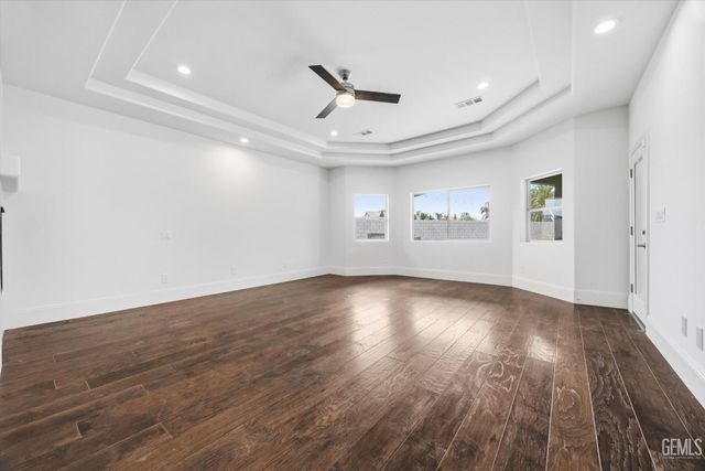 14925 Mooresville Place, Bakersfield, CA 93314