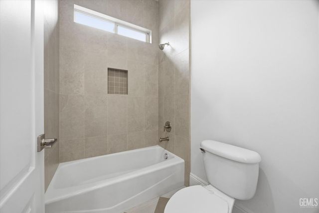 14925 Mooresville Place, Bakersfield, CA 93314