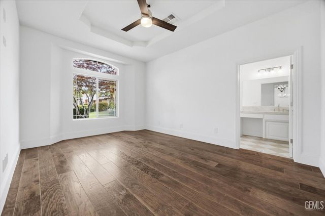14925 Mooresville Place, Bakersfield, CA 93314