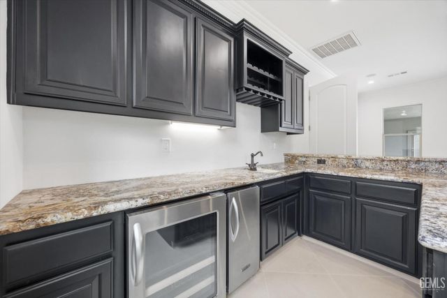 14925 Mooresville Place, Bakersfield, CA 93314