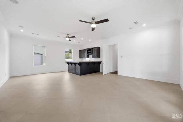 14925 Mooresville Place, Bakersfield, CA 93314