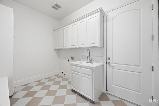 14925 Mooresville Place, Bakersfield, CA 93314