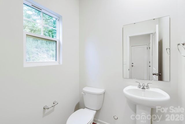 178 E Panther Creek Road, Troutman, NC 28166