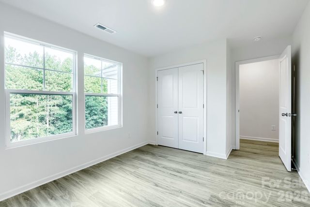 178 E Panther Creek Road, Troutman, NC 28166