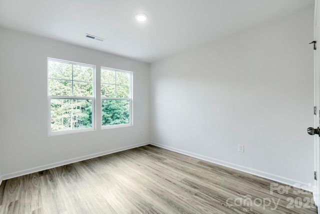 178 E Panther Creek Road, Troutman, NC 28166