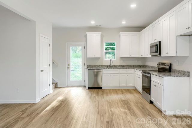 178 E Panther Creek Road, Troutman, NC 28166