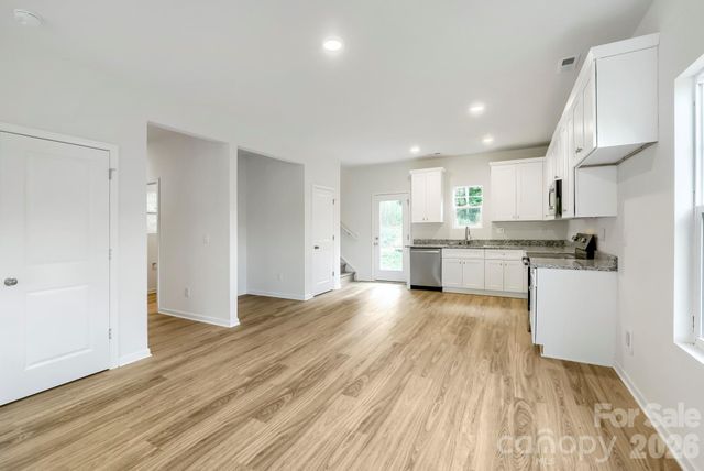 178 E Panther Creek Road, Troutman, NC 28166