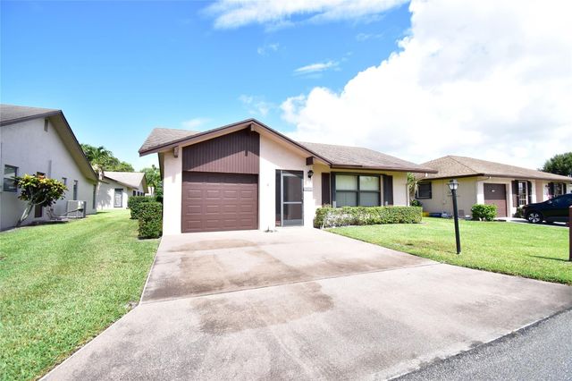 3305 Silver Buttonwood Drive, Greenacres, FL 33463