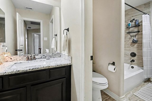 3407 Borden Gully Drive, Dickinson, TX 77539