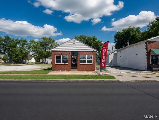 931 Neidringhaus Avenue, Granite City, IL 62040