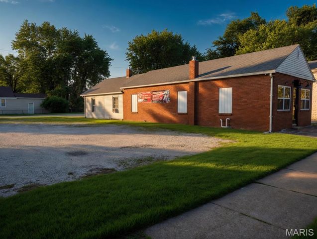 931 Neidringhaus Avenue, Granite City, IL 62040