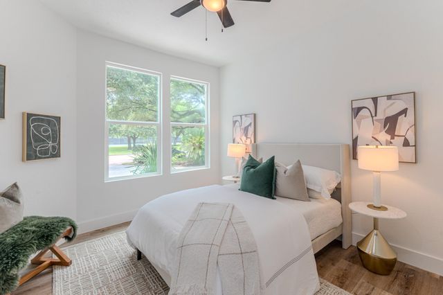 14323 Briarhills Parkway, Houston, TX 77077
