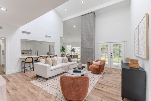 14323 Briarhills Parkway, Houston, TX 77077
