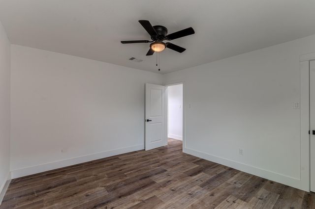 14323 Briarhills Parkway, Houston, TX 77077
