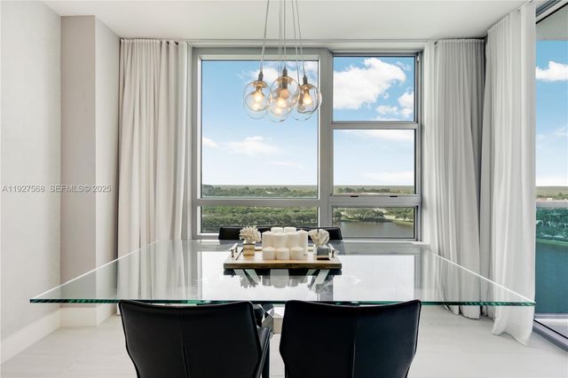 2641 N Flamingo Rd 1703N, Sunrise, FL 33323